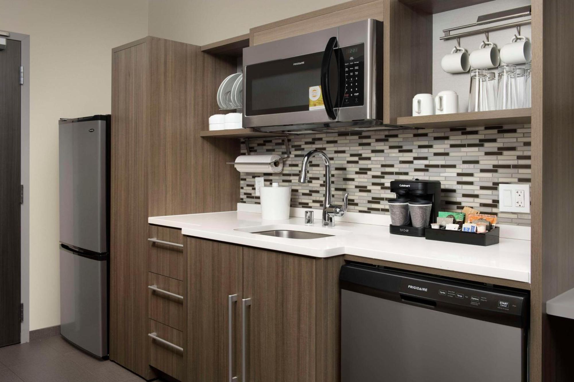 Home2 Suites By Hilton Clovis Fresno Airport Extérieur photo